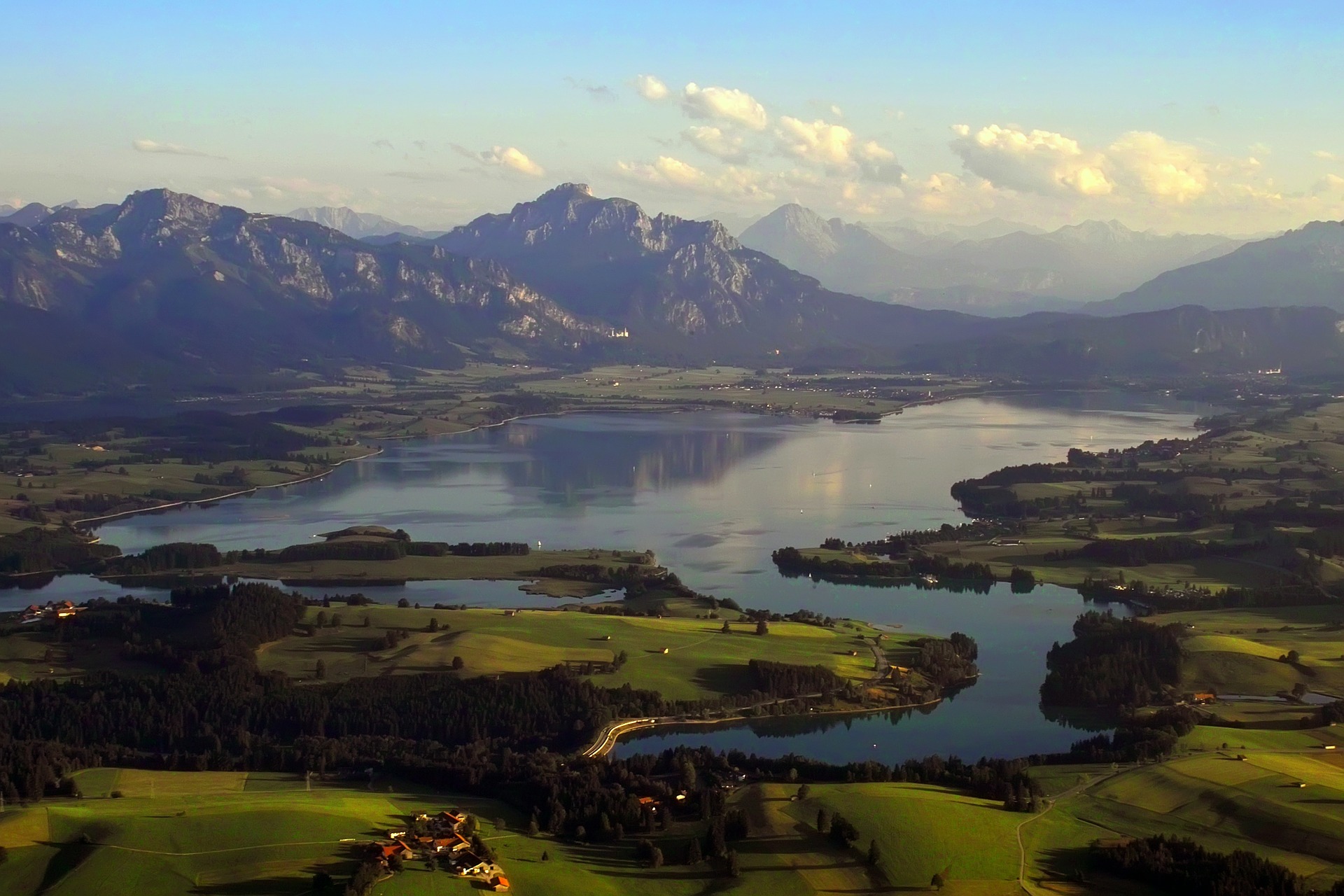 lake-forggensee-3092231_1920